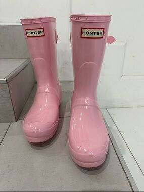 Hunter Glossy Light Pink Rain Boots